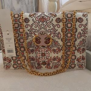 Large tori Burch Gemini chain link bag